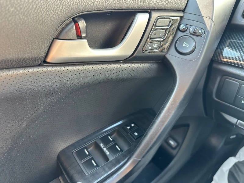 Honda Accord 2.4i 201 к.с., снимка 16 - Автомобили и джипове - 51823588