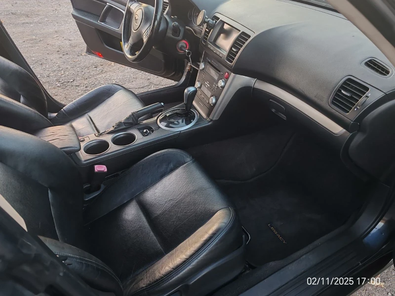 Subaru Legacy, снимка 9 - Автомобили и джипове - 52297268