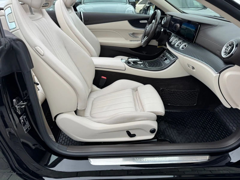 Mercedes-Benz E 220 4 MATIC AMG, снимка 12 - Автомобили и джипове - 52319722