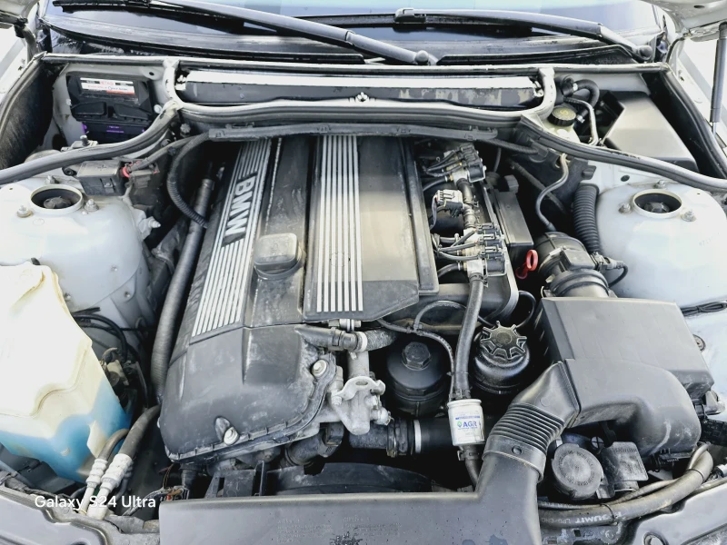 BMW 320, снимка 5 - Автомобили и джипове - 52445786