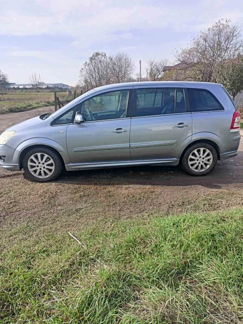 Opel Zafira, снимка 3 - Автомобили и джипове - 52467697