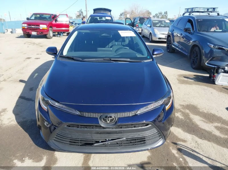 Toyota Corolla 2.0L I-4 DI, DOHC, VVT, 169HP Front Wheel Drive, снимка 5 - Автомобили и джипове - 53501017