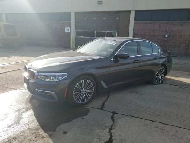 BMW 540 xDrive* Distronic* Ambient* Хедъп* Обдух* Подгрев*, снимка 1 - Автомобили и джипове - 47642757