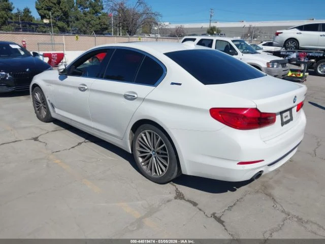 BMW 530E 530E IPERFORMANCE, снимка 3 - Автомобили и джипове - 54781405