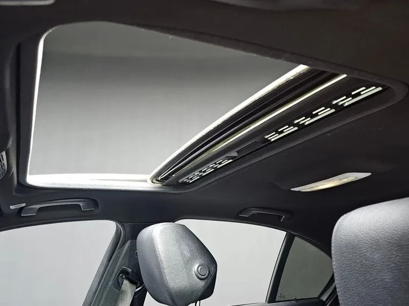 BMW 330 M Sports, снимка 16 - Автомобили и джипове - 55651175