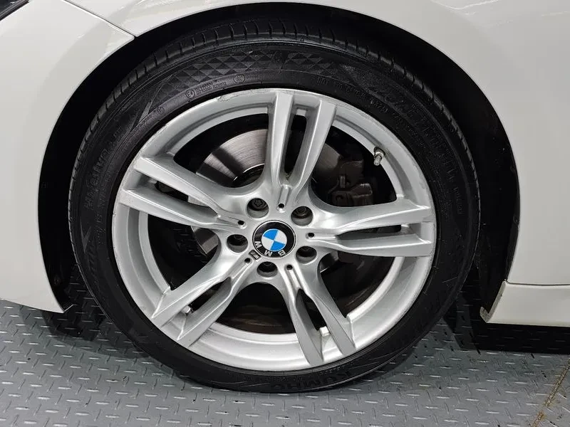 BMW 330 M Sports, снимка 5 - Автомобили и джипове - 55651175