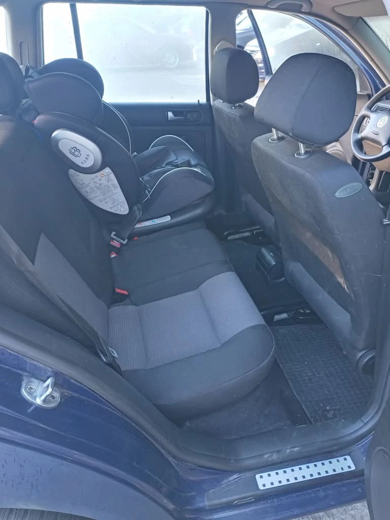 VW Golf, снимка 8 - Автомобили и джипове - 56164120