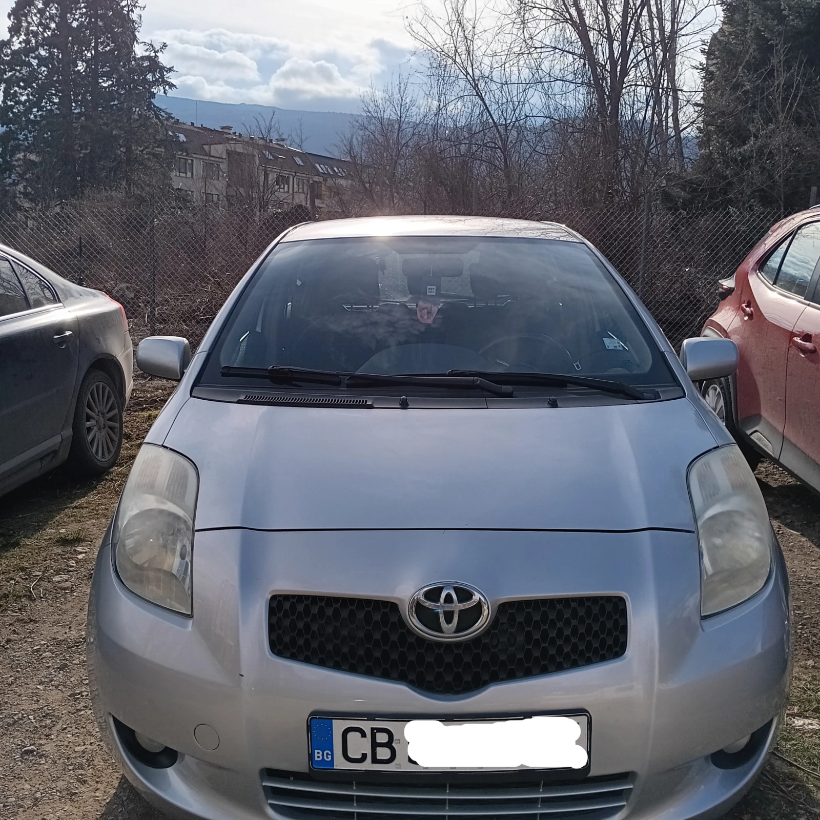 Toyota Yaris 1.3 , снимка 1