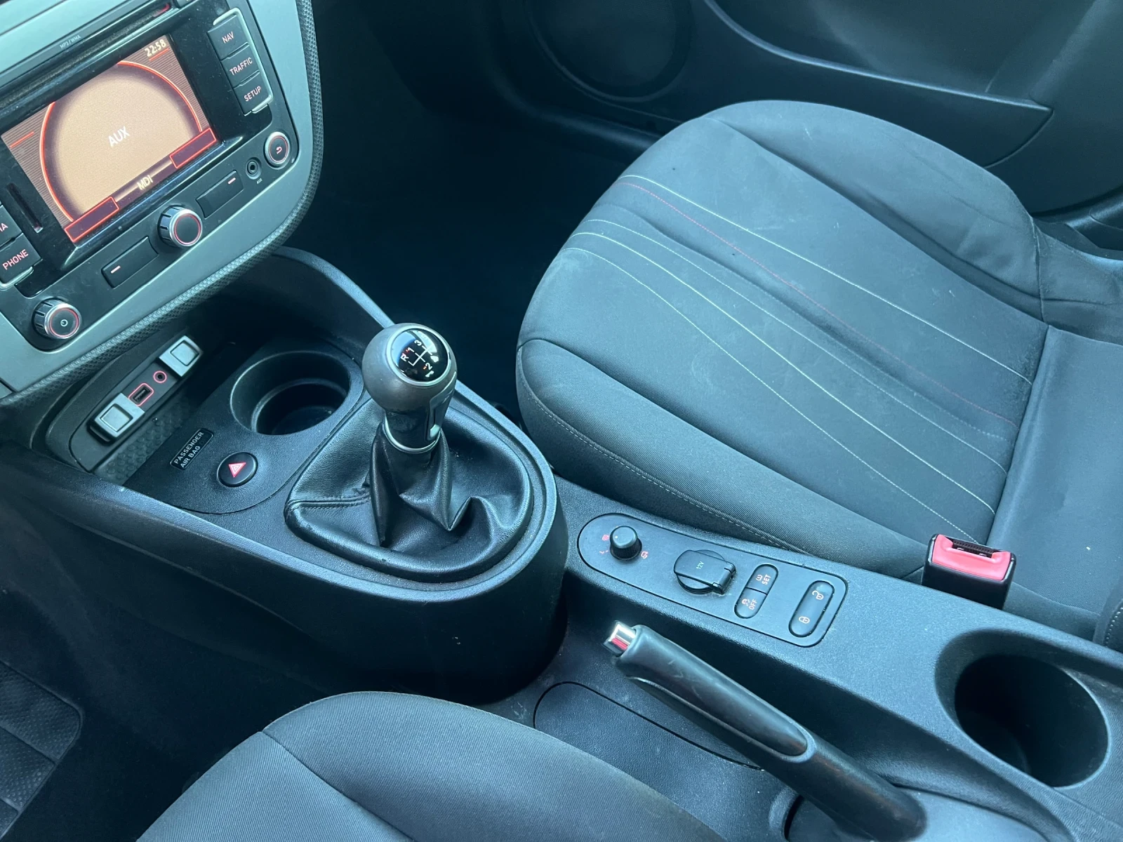 Seat Leon Facelift 1.6TDI- 105�.�./ ���������/ Euro 5A | Mobile.bg � ����������� 15