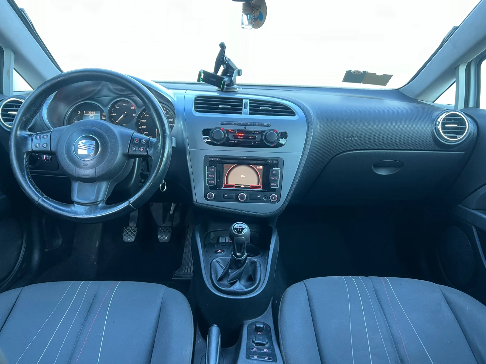 Seat Leon Facelift 1.6TDI- 105�.�./ ���������/ Euro 5A | Mobile.bg � ����������� 16