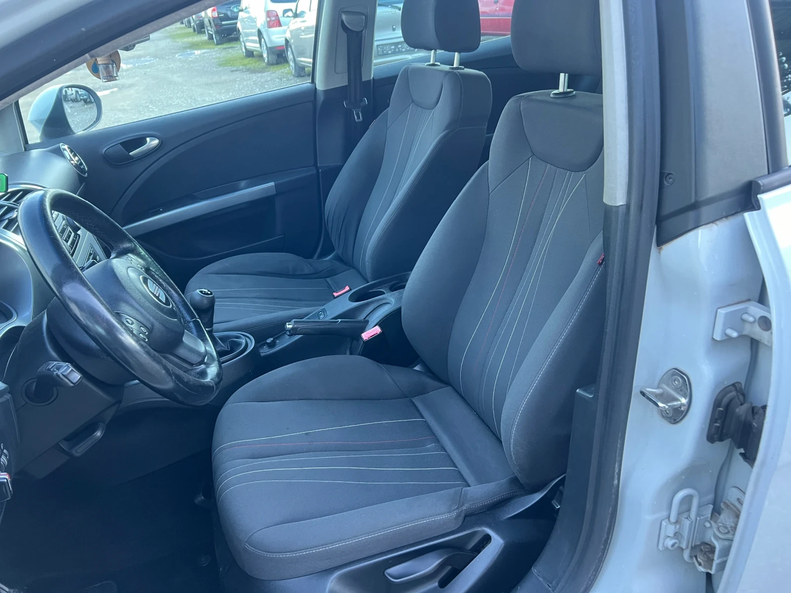 Seat Leon Facelift 1.6TDI- 105�.�./ ���������/ Euro 5A | Mobile.bg � ����������� 11