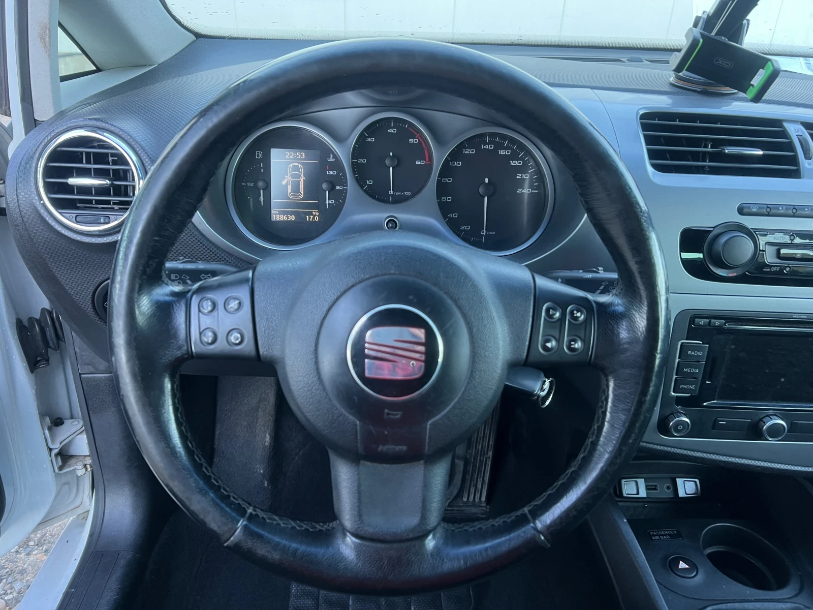Seat Leon Facelift 1.6TDI- 105�.�./ ���������/ Euro 5A | Mobile.bg � ����������� 13