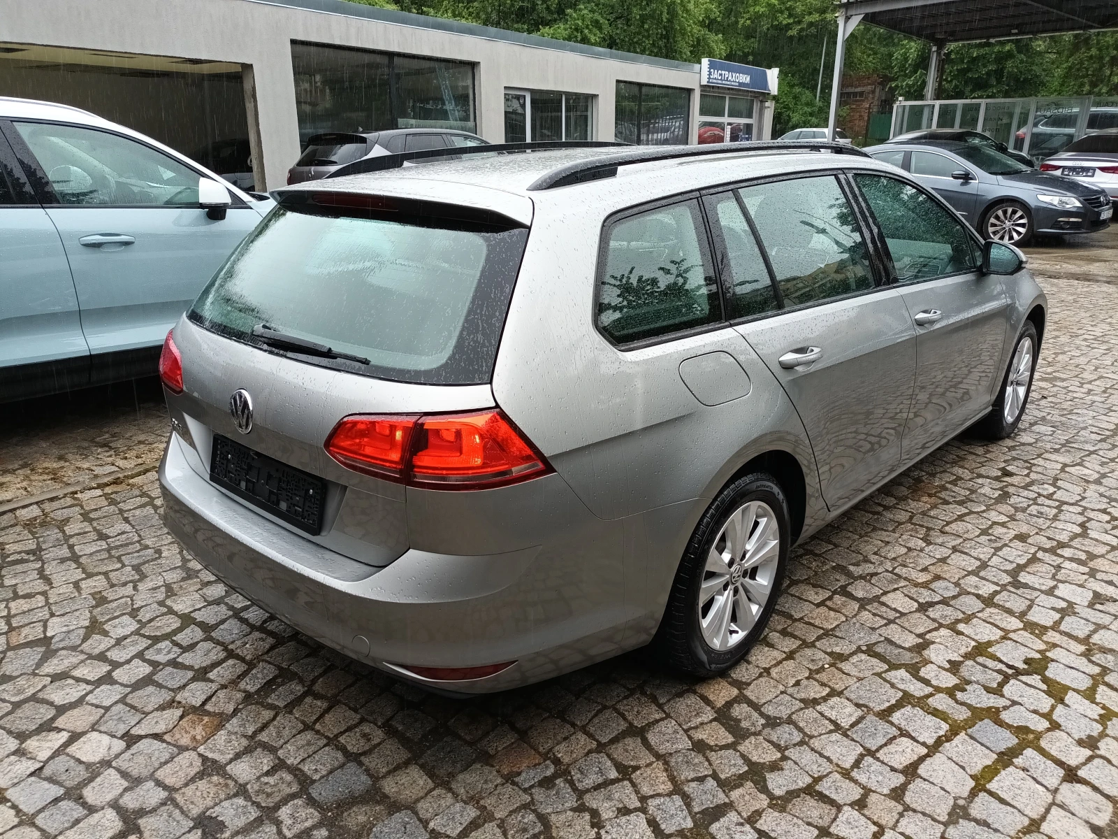 VW Golf 1.6TDI/NAVI - изображение 4