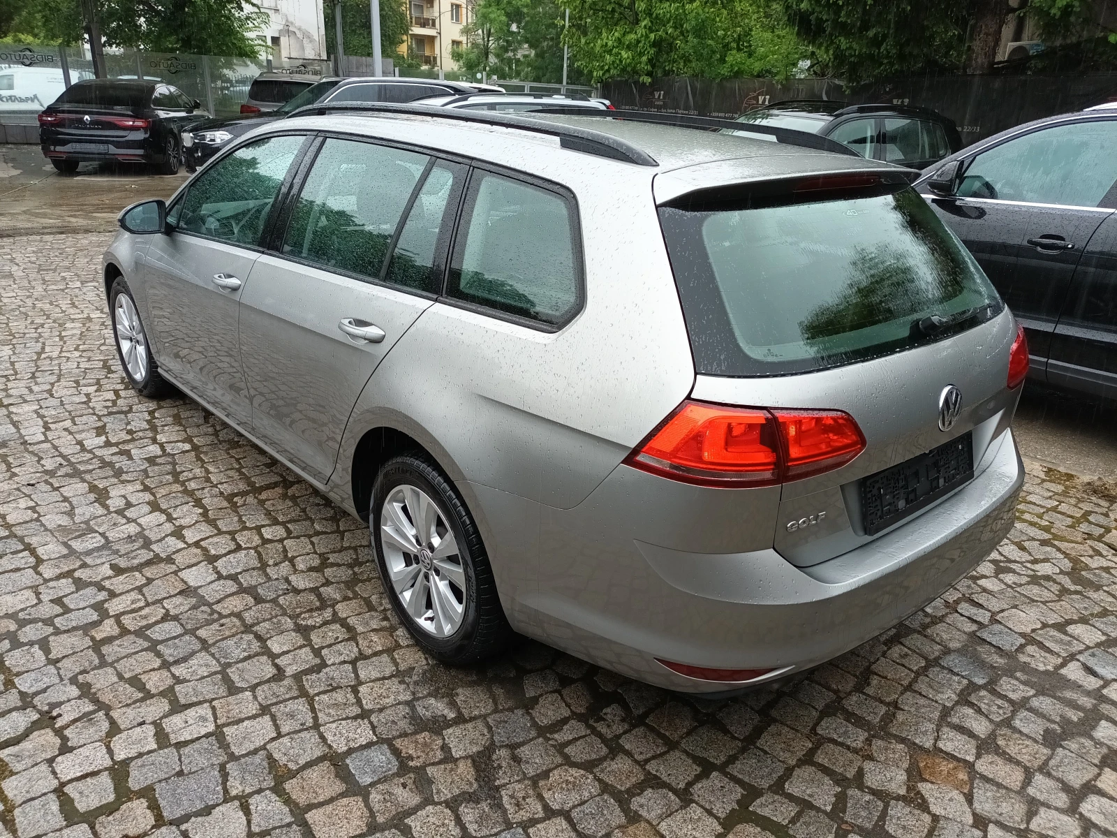 VW Golf 1.6TDI/NAVI - изображение 5