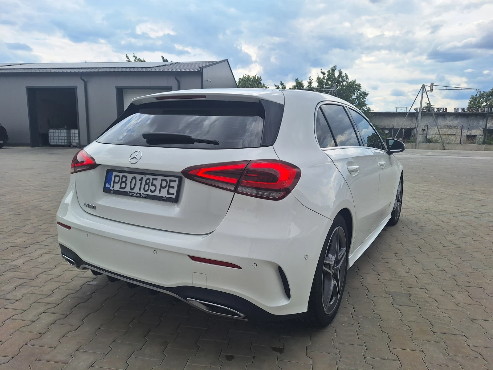 Mercedes-Benz A 180 49 000км - изображение 6