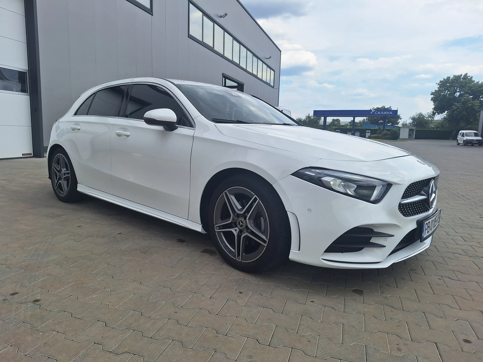 Mercedes-Benz A 180 49 000км - изображение 4