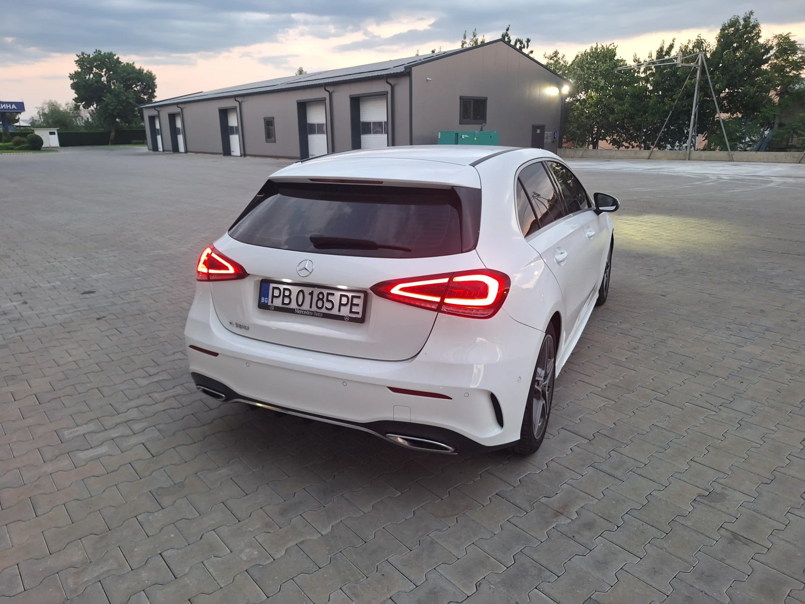 Mercedes-Benz A 180 53 000км, снимка 6 - Автомобили и джипове - 53842053