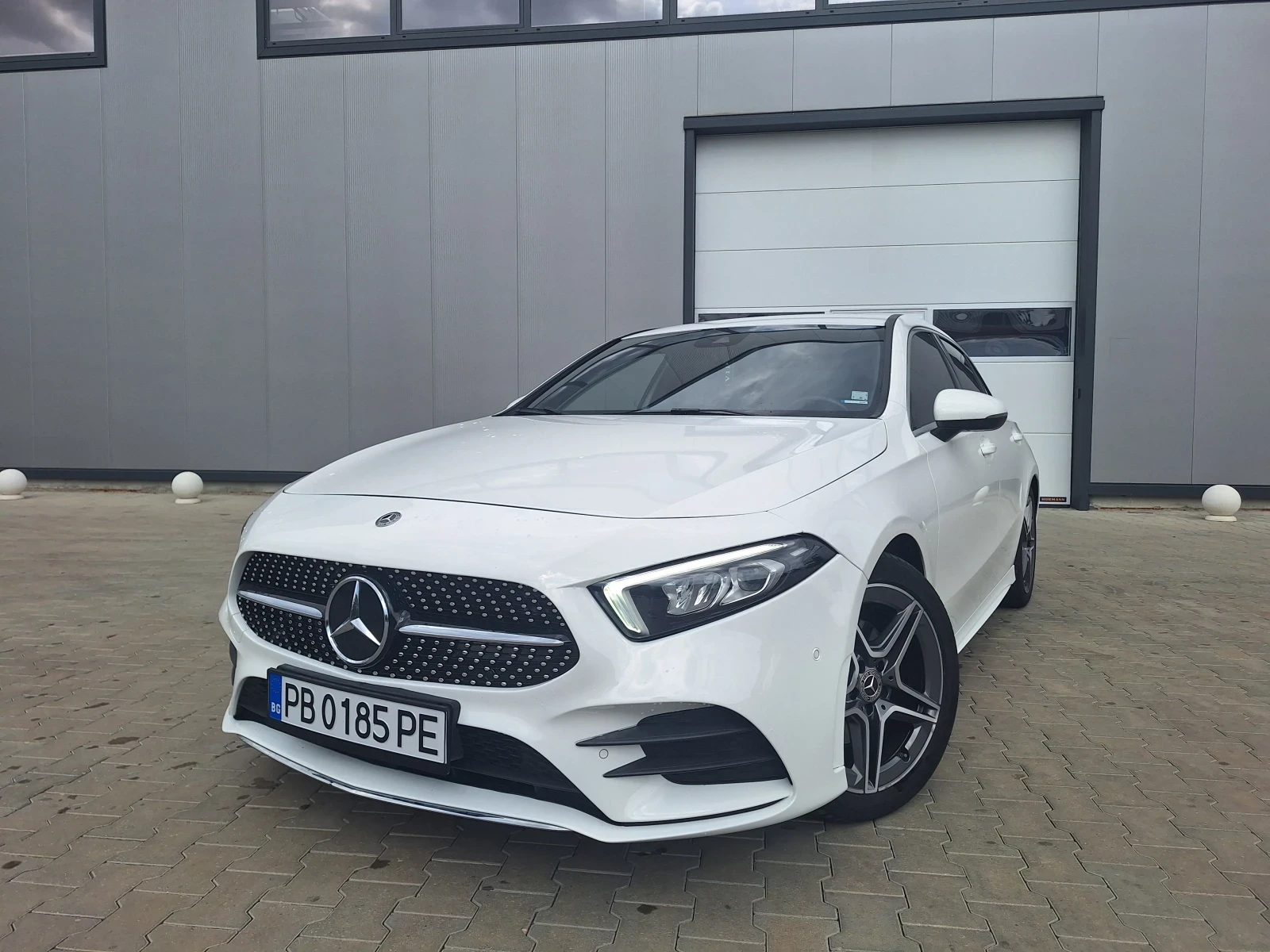 Mercedes-Benz A 180 49 000км - изображение 2