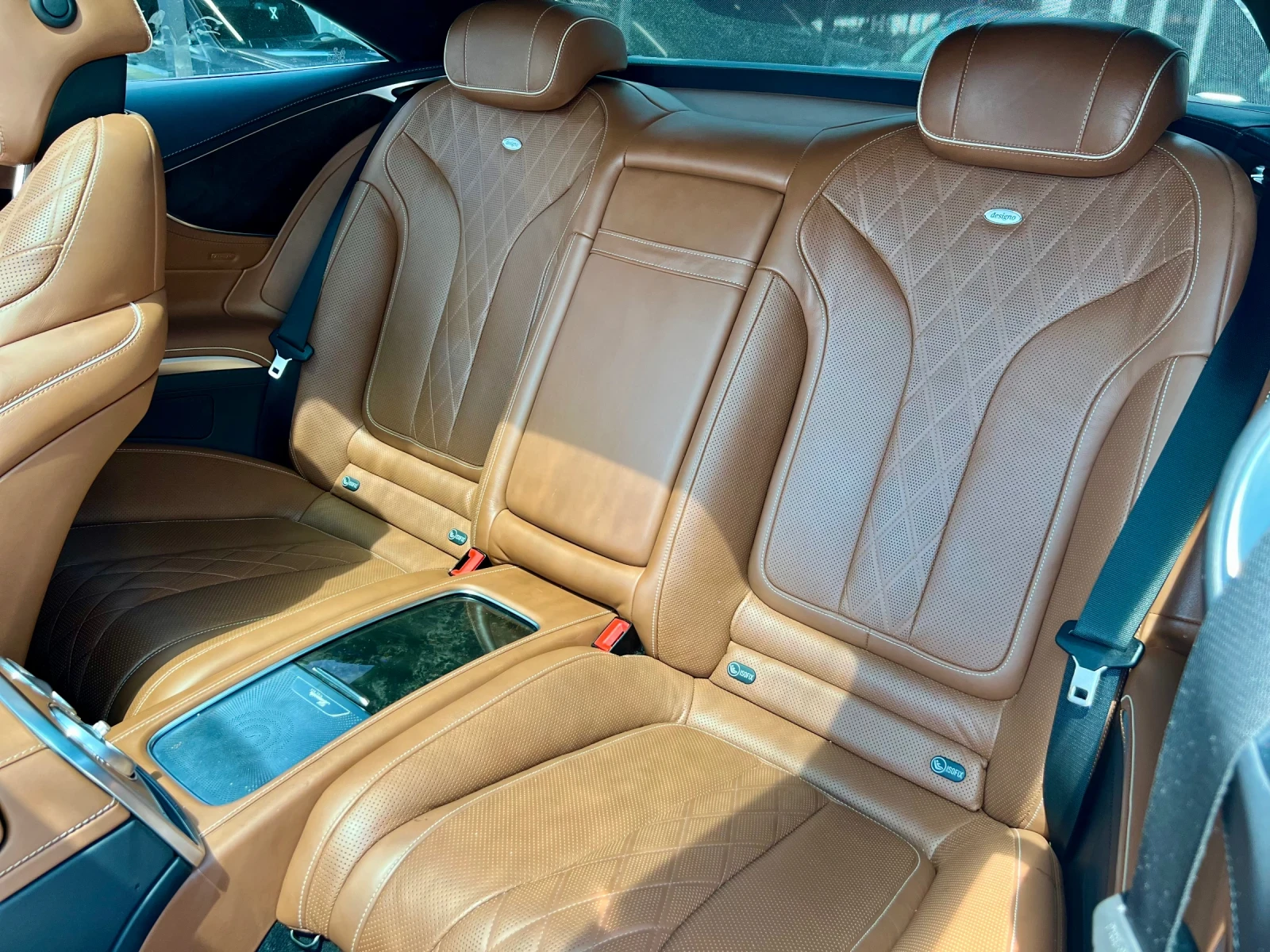 Mercedes-Benz S 500 БялаПЕРЛА* AMG* Обдухване* Desingo* 4DBurM* 4matic - изображение 10