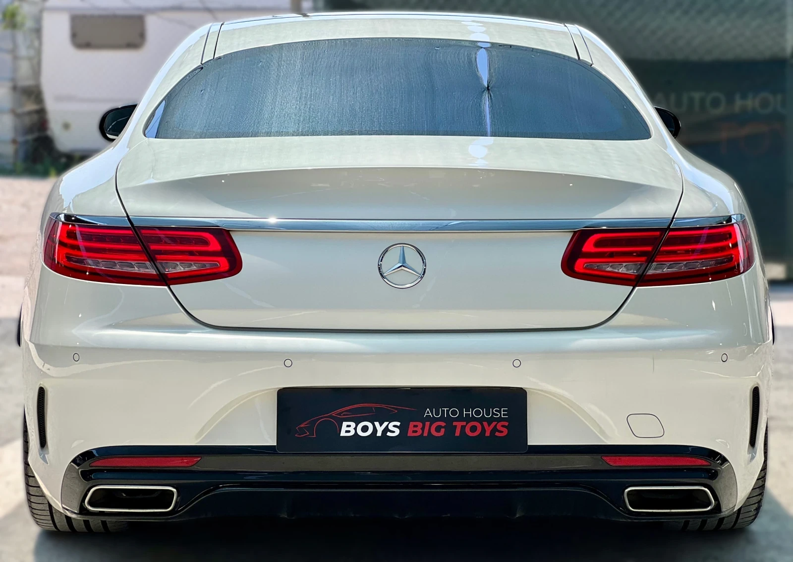 Mercedes-Benz S 500 БялаПЕРЛА* AMG* Обдухване* Desingo* 4DBurM* 4matic - изображение 4