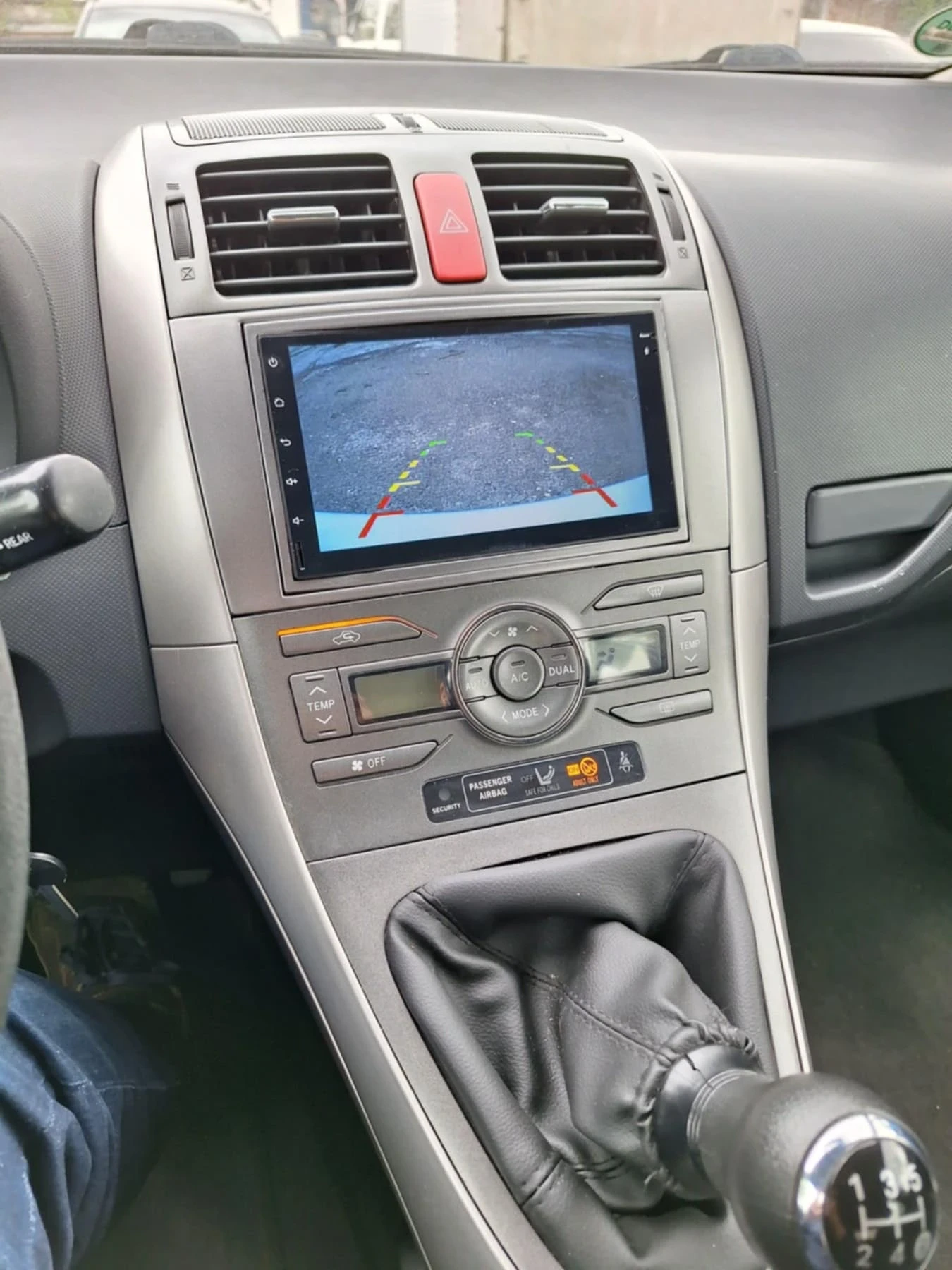 Toyota Auris  - изображение 8