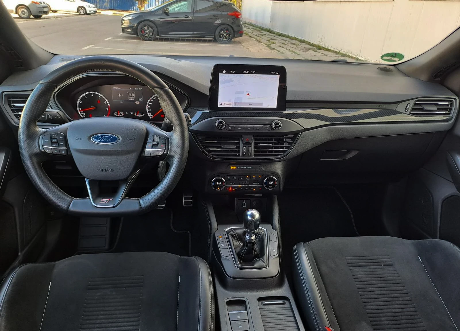 Ford Focus ST  Performance 2.3 Ecoboost  | Mobile.bg   12