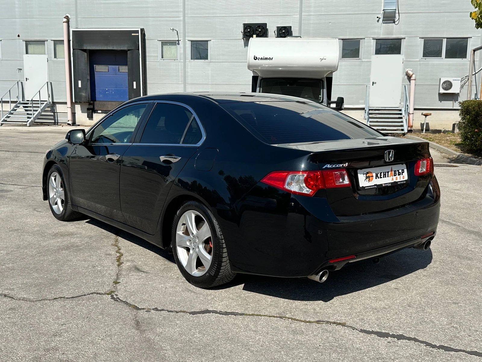 Honda Accord 2.4i 201 к.с. - изображение 3