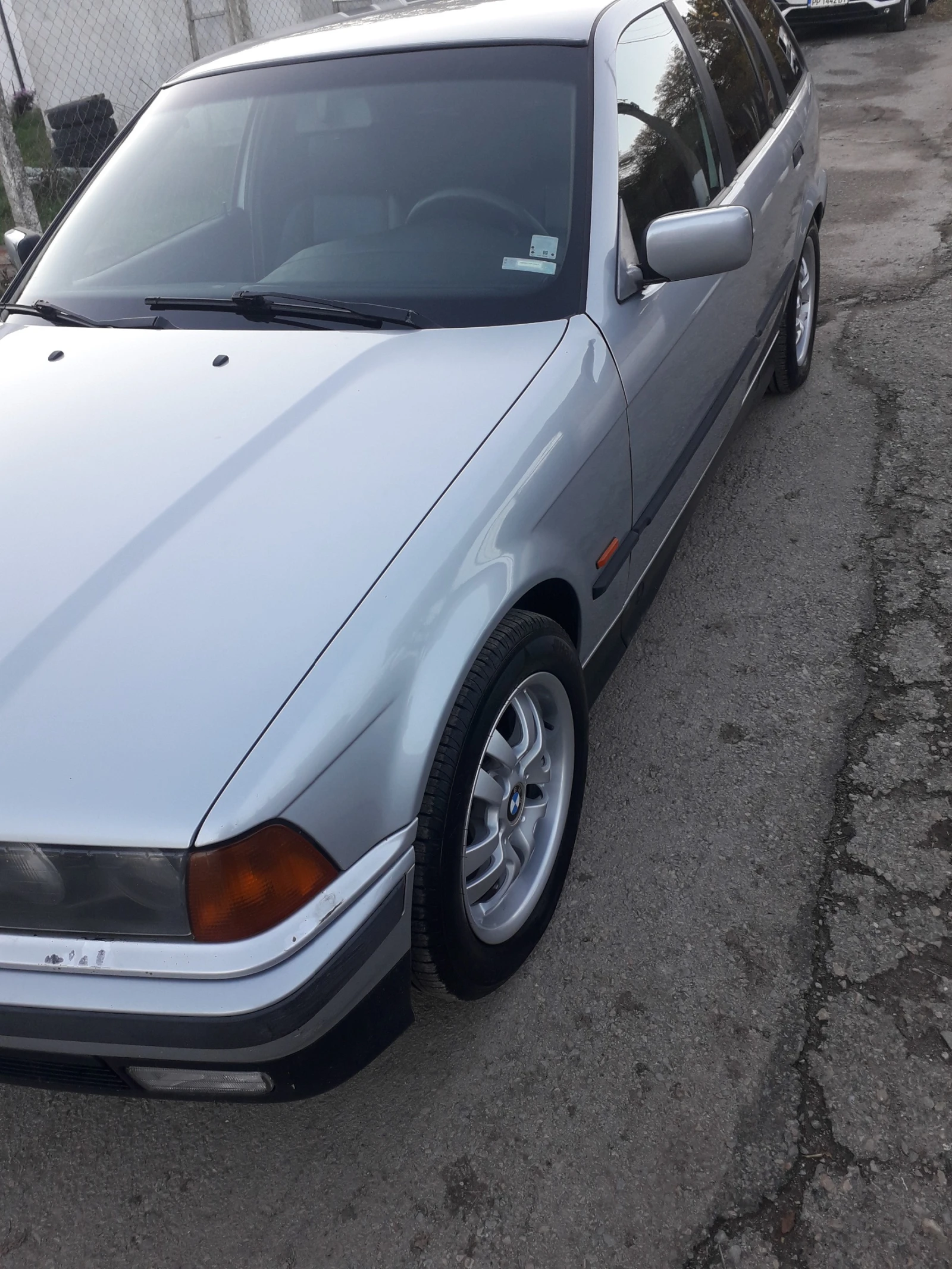 BMW 320 320i | Mobile.bg   4