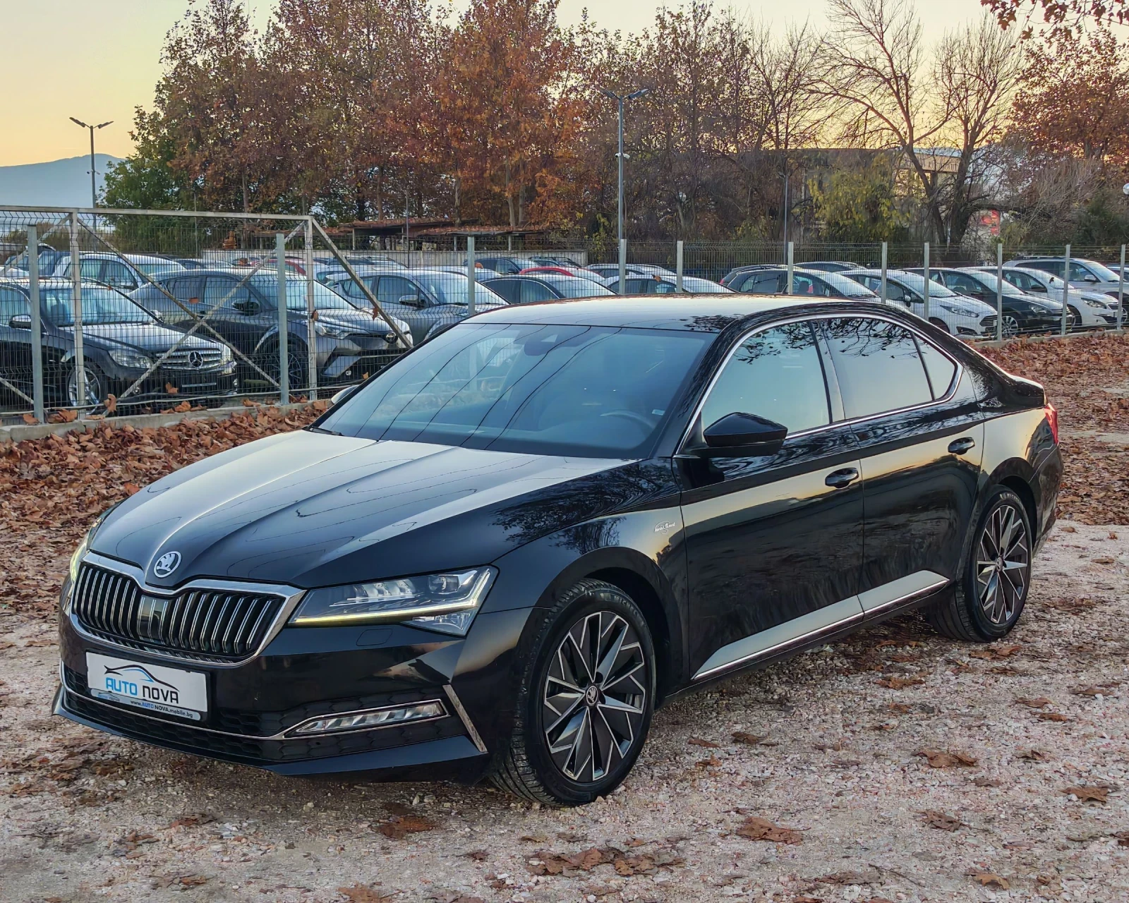 Skoda Superb 2.0  200 .. LAURIN&KLEMENT!  !!! | Mobile.bg   3