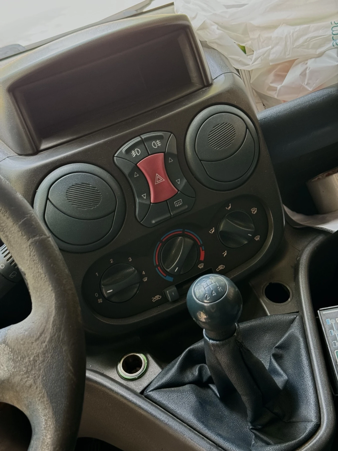 Fiat Doblo, снимка 12 - Автомобили и джипове - 53785377