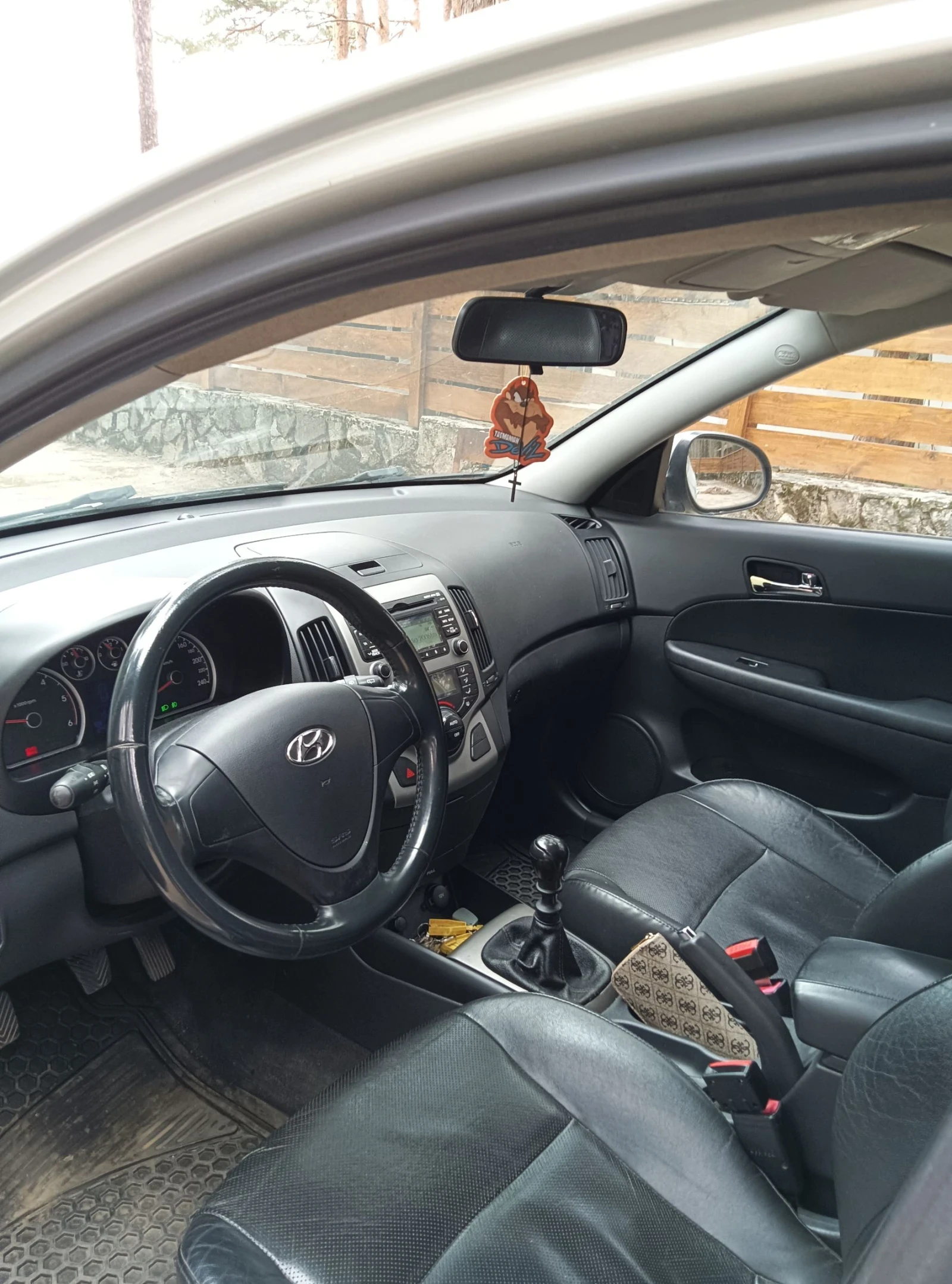 Hyundai I30 1.6 CRDI, снимка 5 - Автомобили и джипове - 53936544