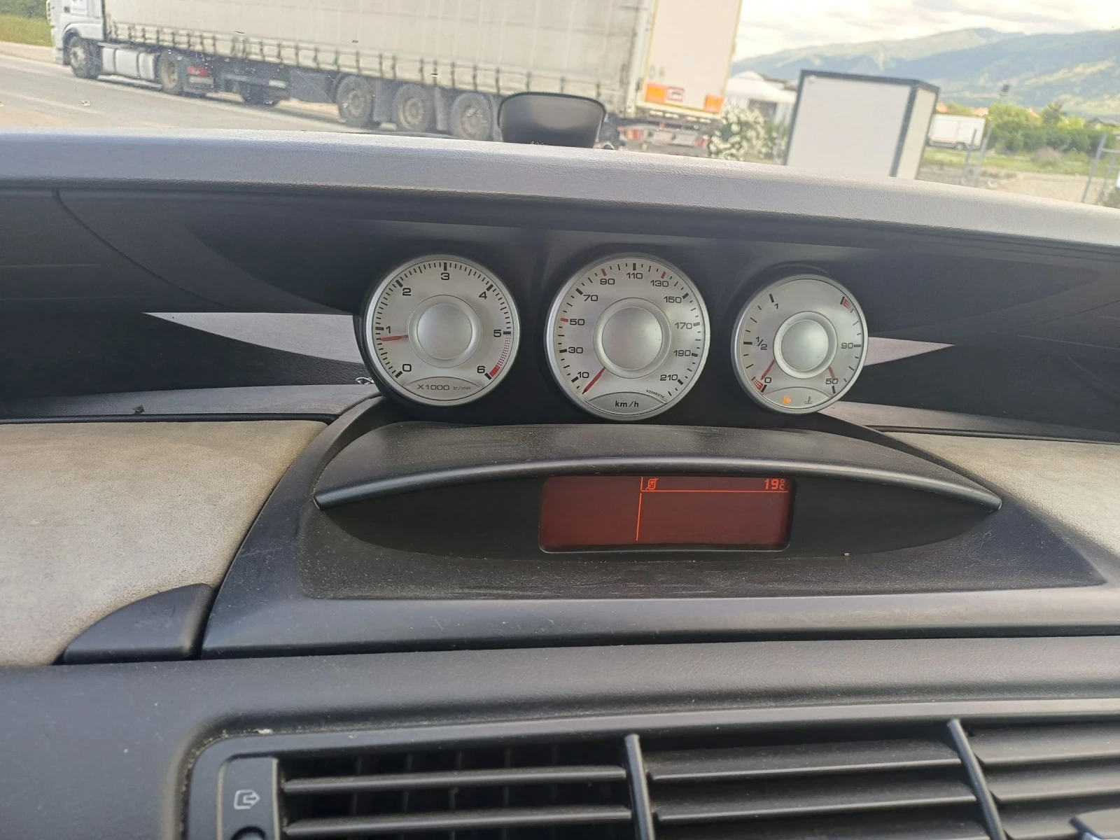 Citroen C8 2, 0hdi, 8 ������. | Mobile.bg � ����������� 15