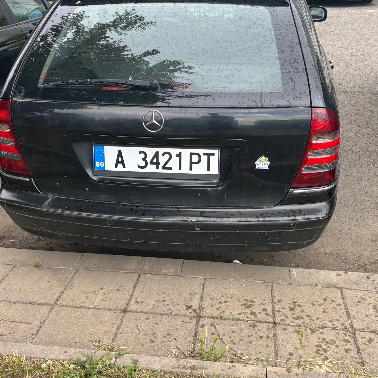 Mercedes-Benz C 220, снимка 2 - Автомобили и джипове - 54809343