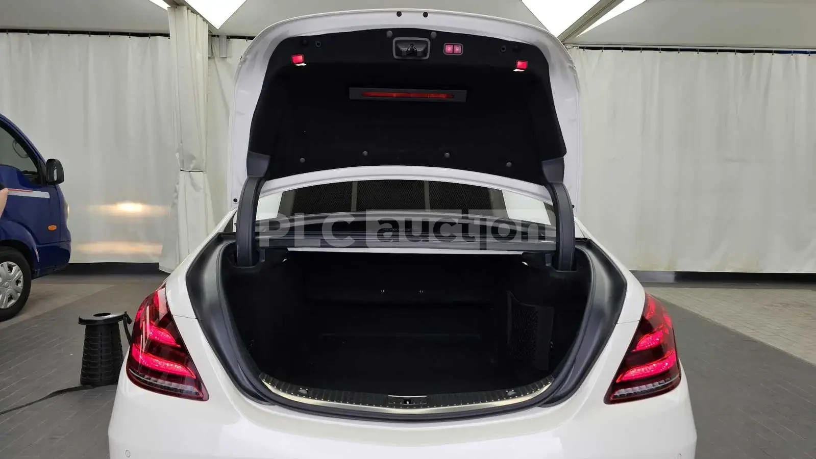 Mercedes-Benz S 350 d 4MATIC AMG| 3D BURMASTER| DIST+ | ВКЛ.ТЕХНОТЕСТ, снимка 16 - Автомобили и джипове - 54884161