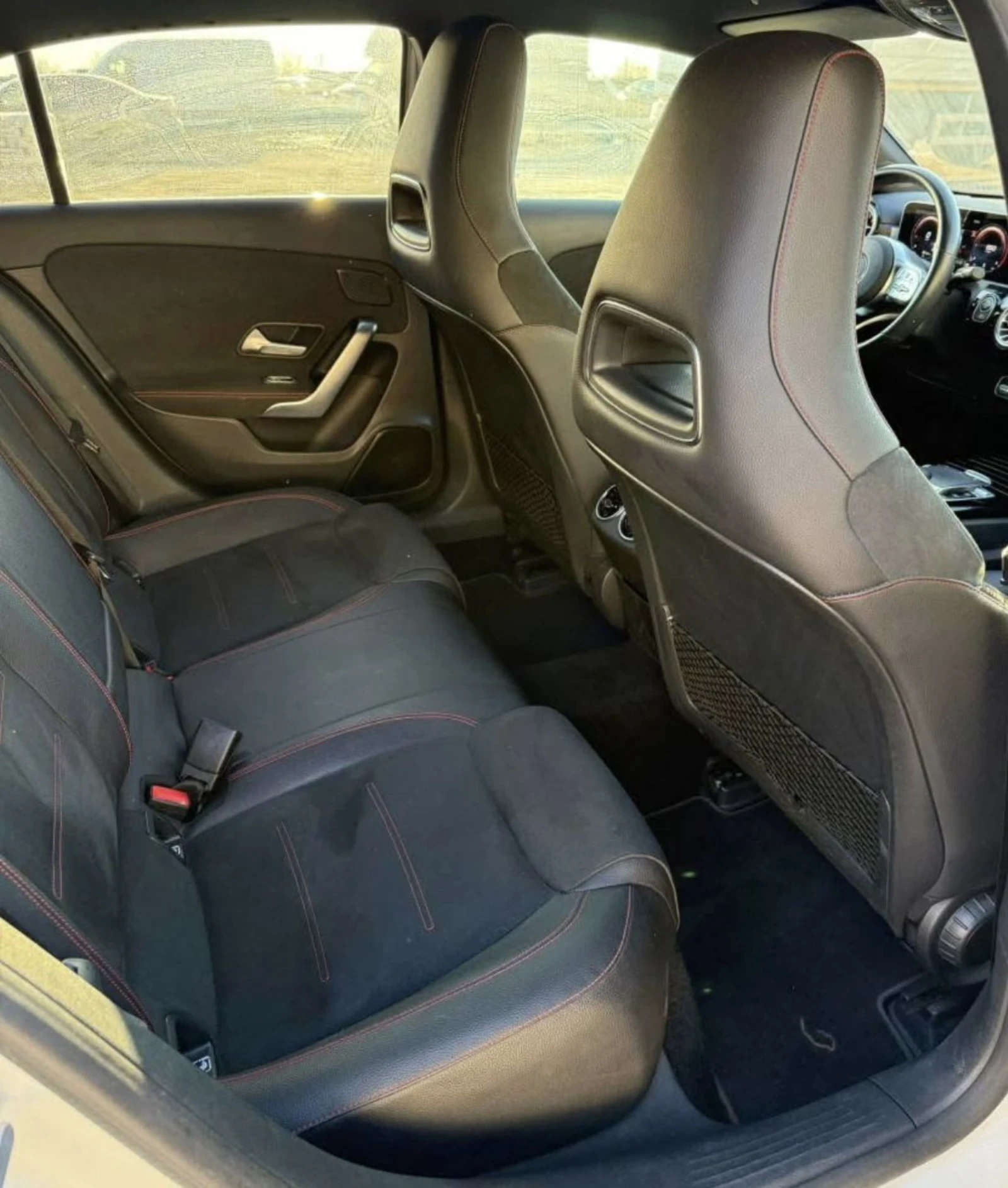 Mercedes-Benz A 180 A180D AMG, ТОП ТОП ТОП, снимка 6 - Автомобили и джипове - 55095194