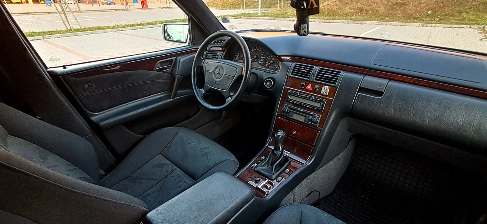 Mercedes-Benz 124 УНИКАТ W210  НАСЛЕДНИКА НА W124 Топ цена до 29.07, снимка 10 - Автомобили и джипове - 55407134