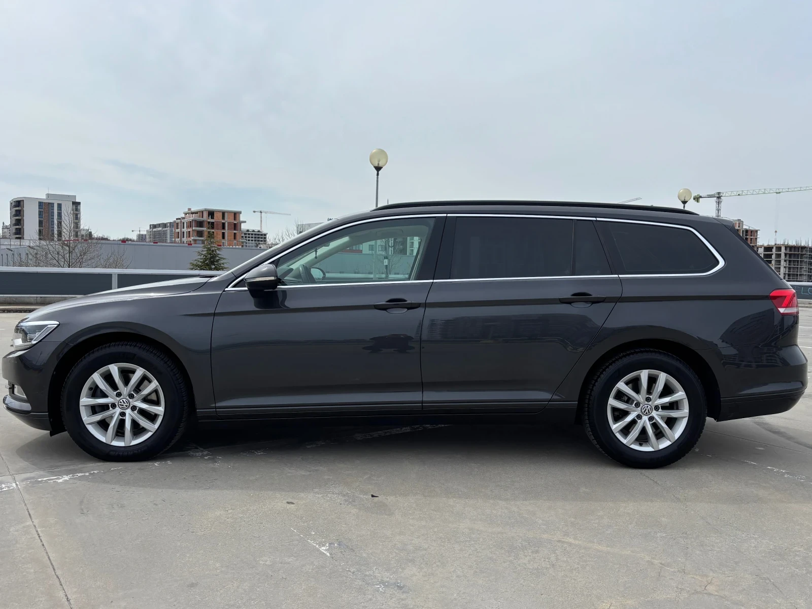 VW Passat TDI DSG Comfortline | PANORAMA | ACC| DAS WELTAUTO | Mobile.bg � ����������� 3
