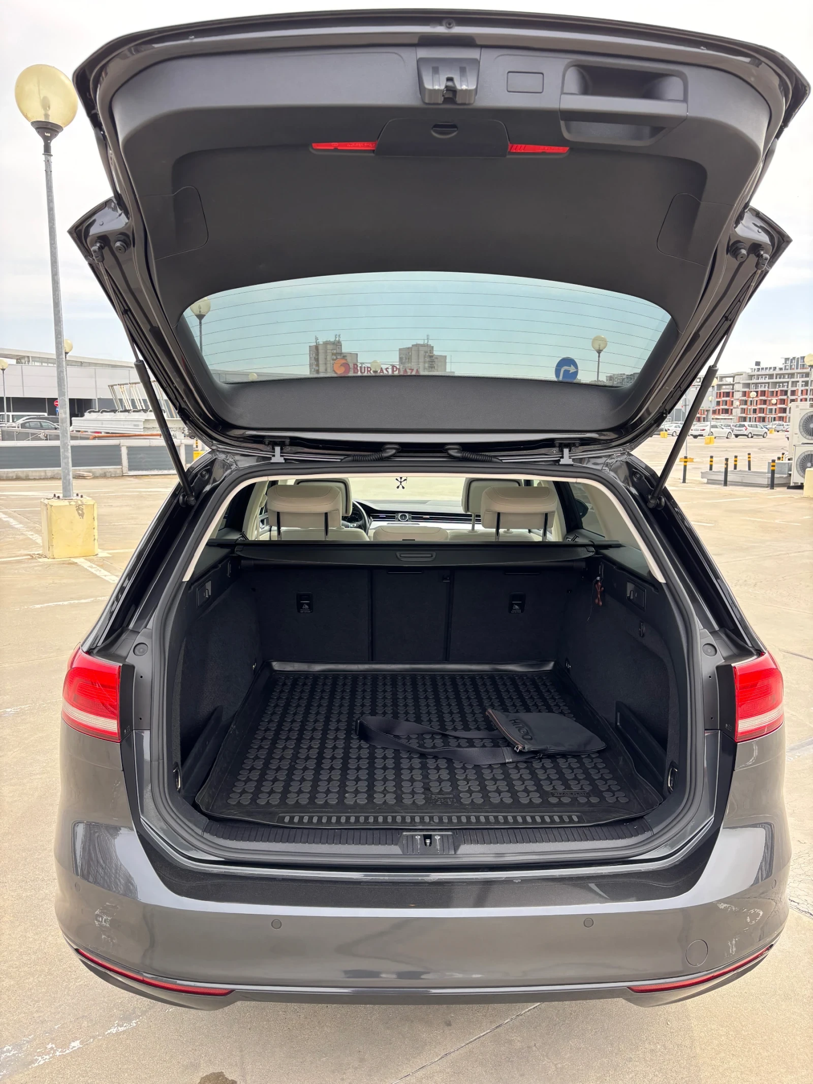 VW Passat TDI DSG Comfortline | PANORAMA | ACC| DAS WELTAUTO | Mobile.bg � ����������� 10