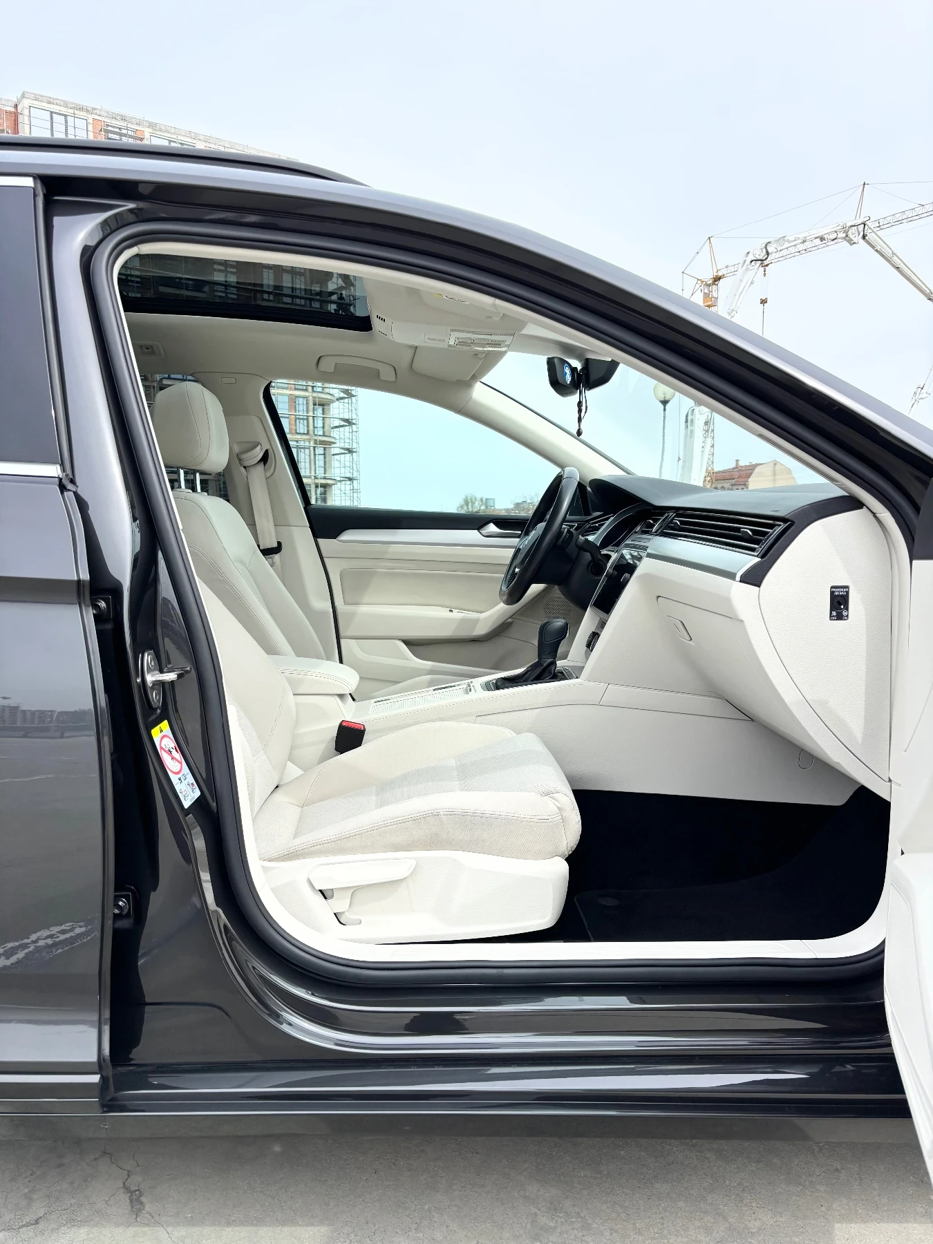 VW Passat TDI DSG Comfortline | PANORAMA | ACC| DAS WELTAUTO | Mobile.bg � ����������� 9