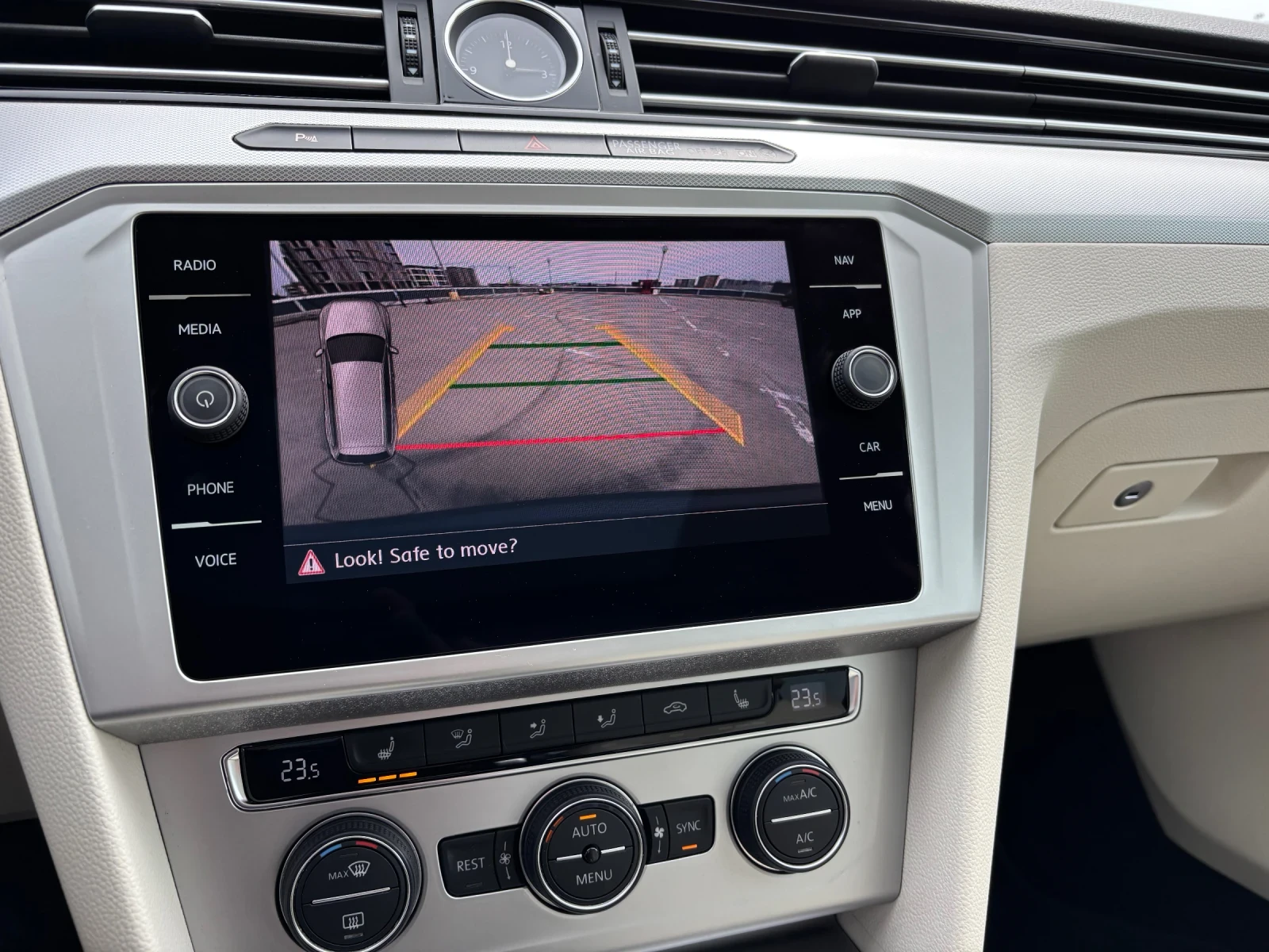 VW Passat TDI DSG Comfortline | PANORAMA | ACC| DAS WELTAUTO | Mobile.bg � ����������� 14