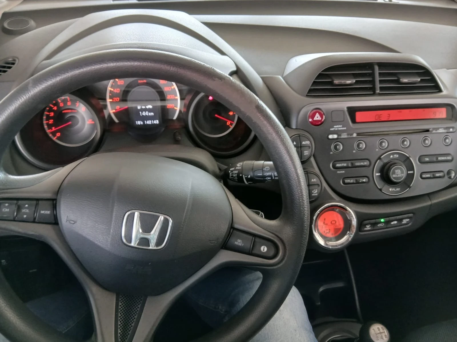 Honda Jazz 1.4 , снимка 4 - Автомобили и джипове - 55900935