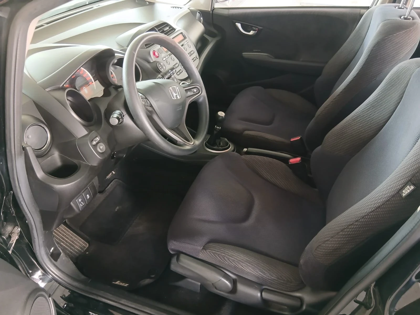 Honda Jazz 1.4 , снимка 6 - Автомобили и джипове - 55900935