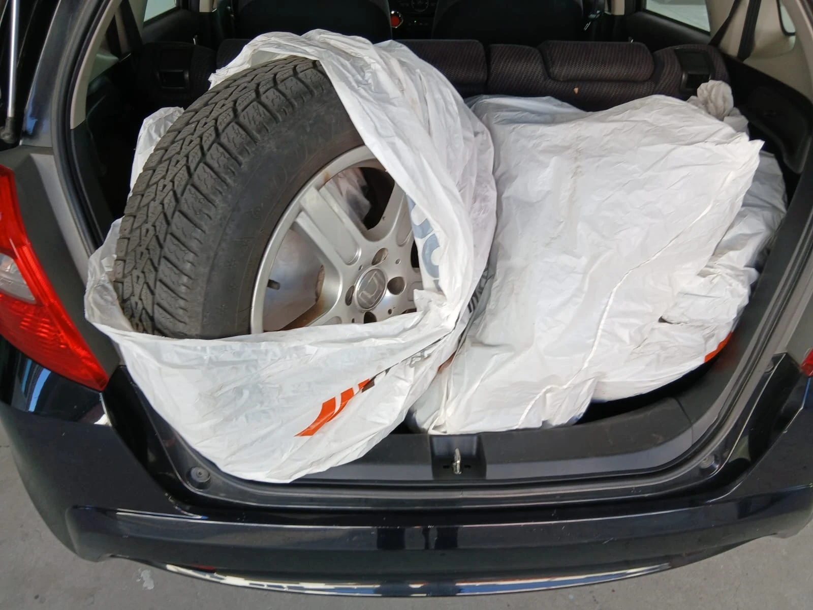 Honda Jazz 1.4 , снимка 9 - Автомобили и джипове - 55900935