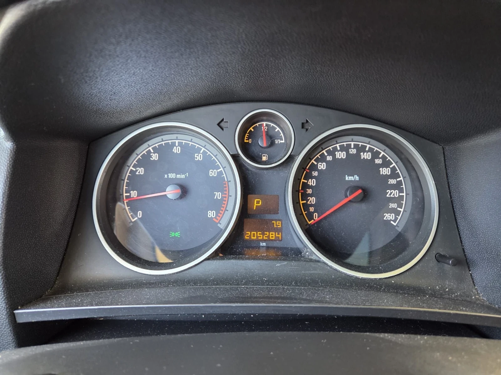 Opel Zafira 2.2i 150к.с ВЕРИГА АВТОМАТИК ВСИЧКИ ЕКСТРИ!!!, снимка 11 - Автомобили и джипове - 56223163