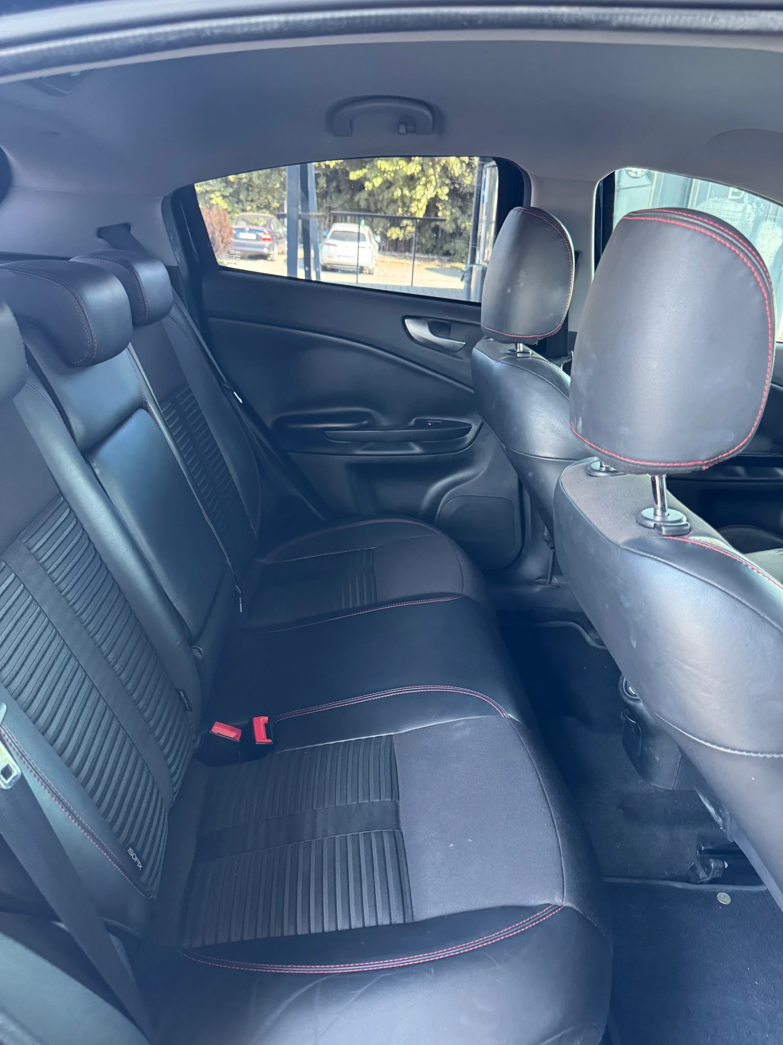 Alfa Romeo Giulietta | Mobile.bg � ����������� 9
