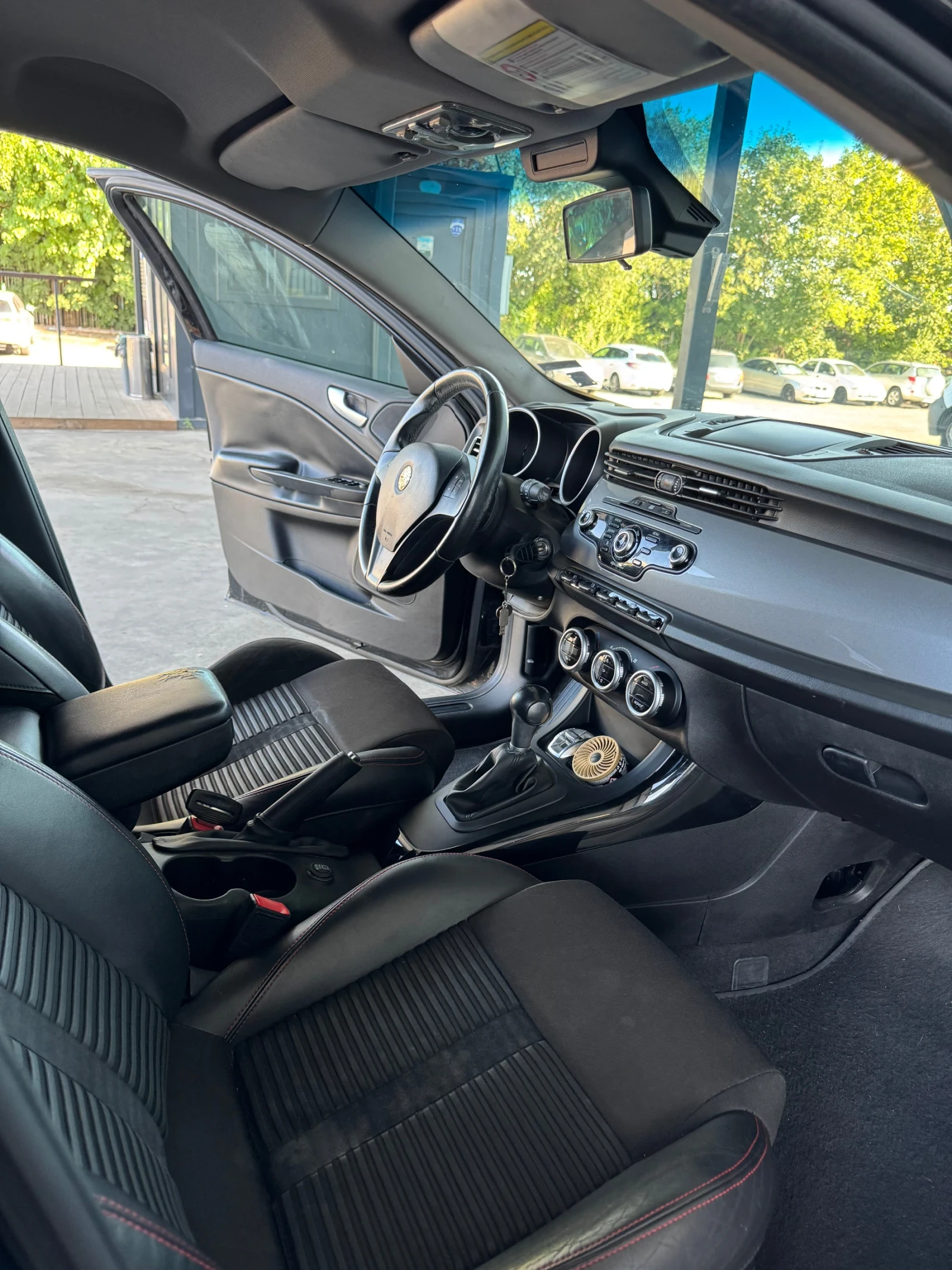Alfa Romeo Giulietta | Mobile.bg � ����������� 7