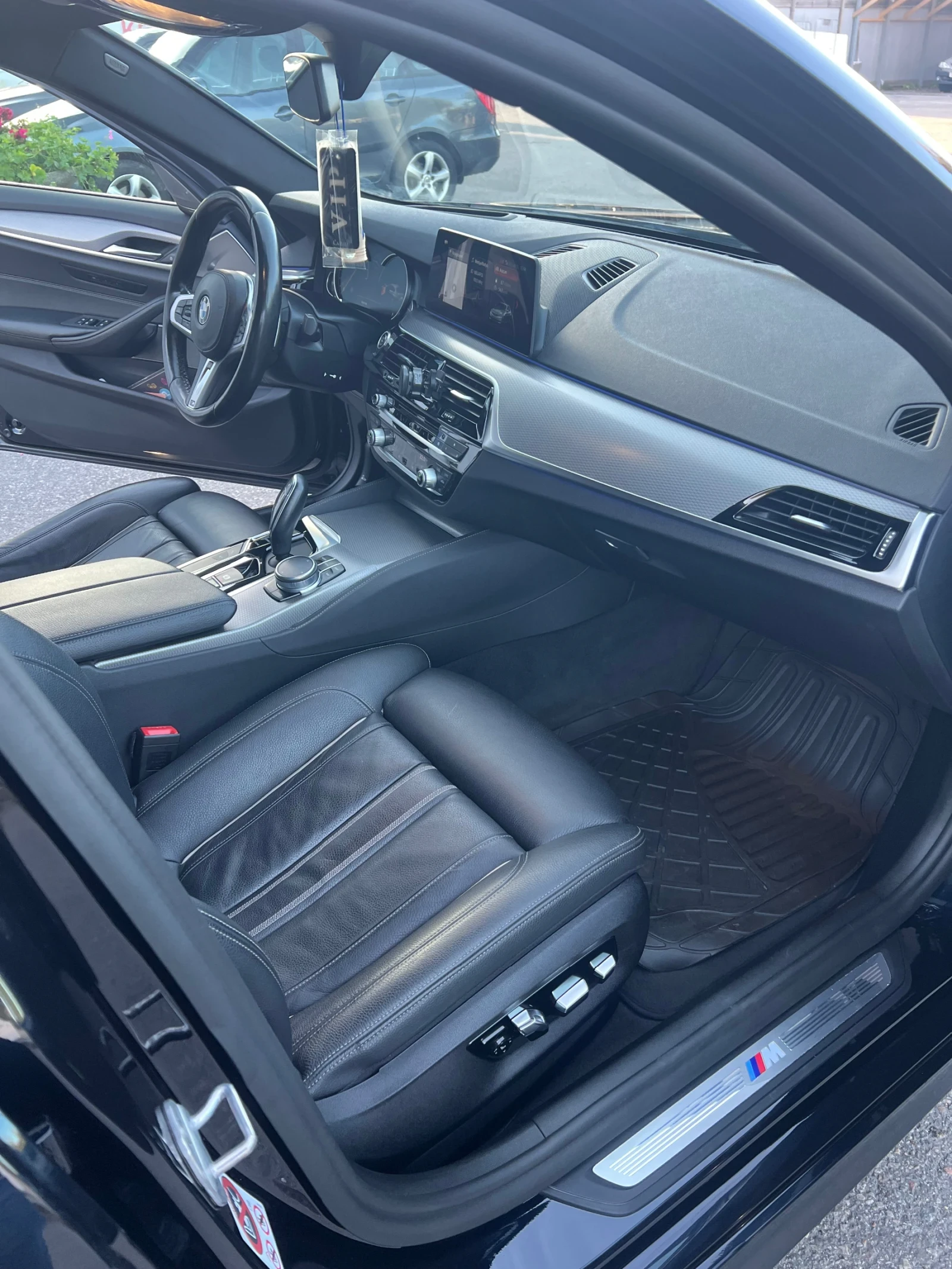 BMW 530, снимка 12 - Автомобили и джипове - 56523226