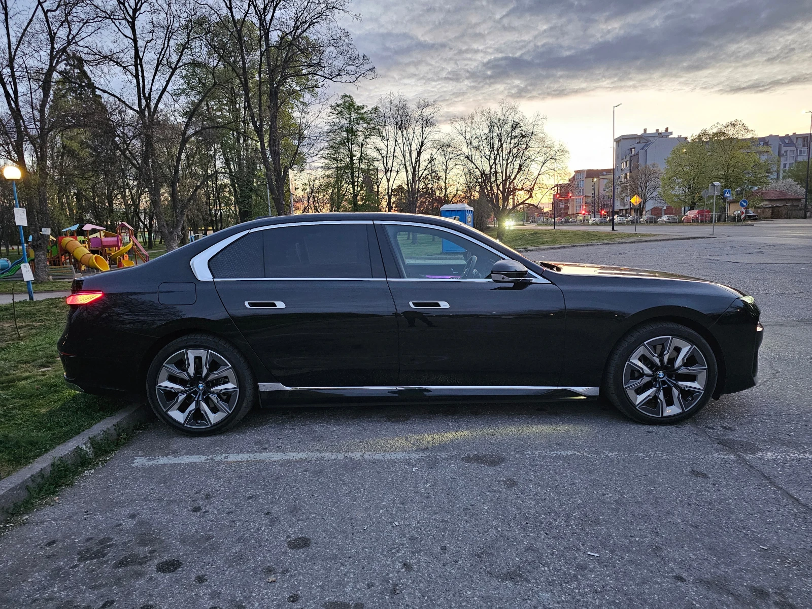 BMW 750 E, снимка 3 - Автомобили и джипове - 56628030