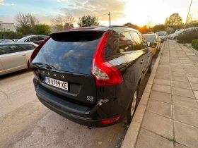 Volvo XC60 2.0 D3, снимка 4