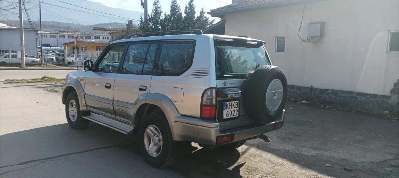 Toyota Land cruiser 3.0 D4D 163k.c, снимка 4 - Автомобили и джипове - 48918209